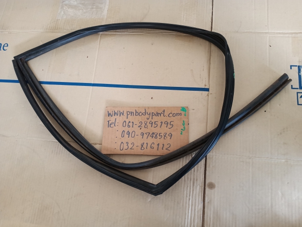 P.สักหราดร่องกระจกประตูหน้าขวาcivic FD08.  Z.K View 1