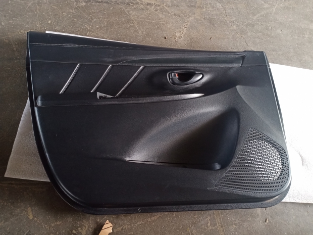 P. แผงประตูหน้าซ้าย Yaris 2014.  Z.แผงประตู View 1